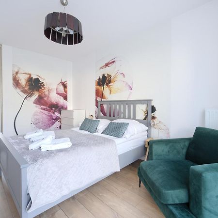 Apartamentyprzymorzu Baltycki Z Miejscem Postojowym I Ogrodkiem โควอบเซก ภายนอก รูปภาพ