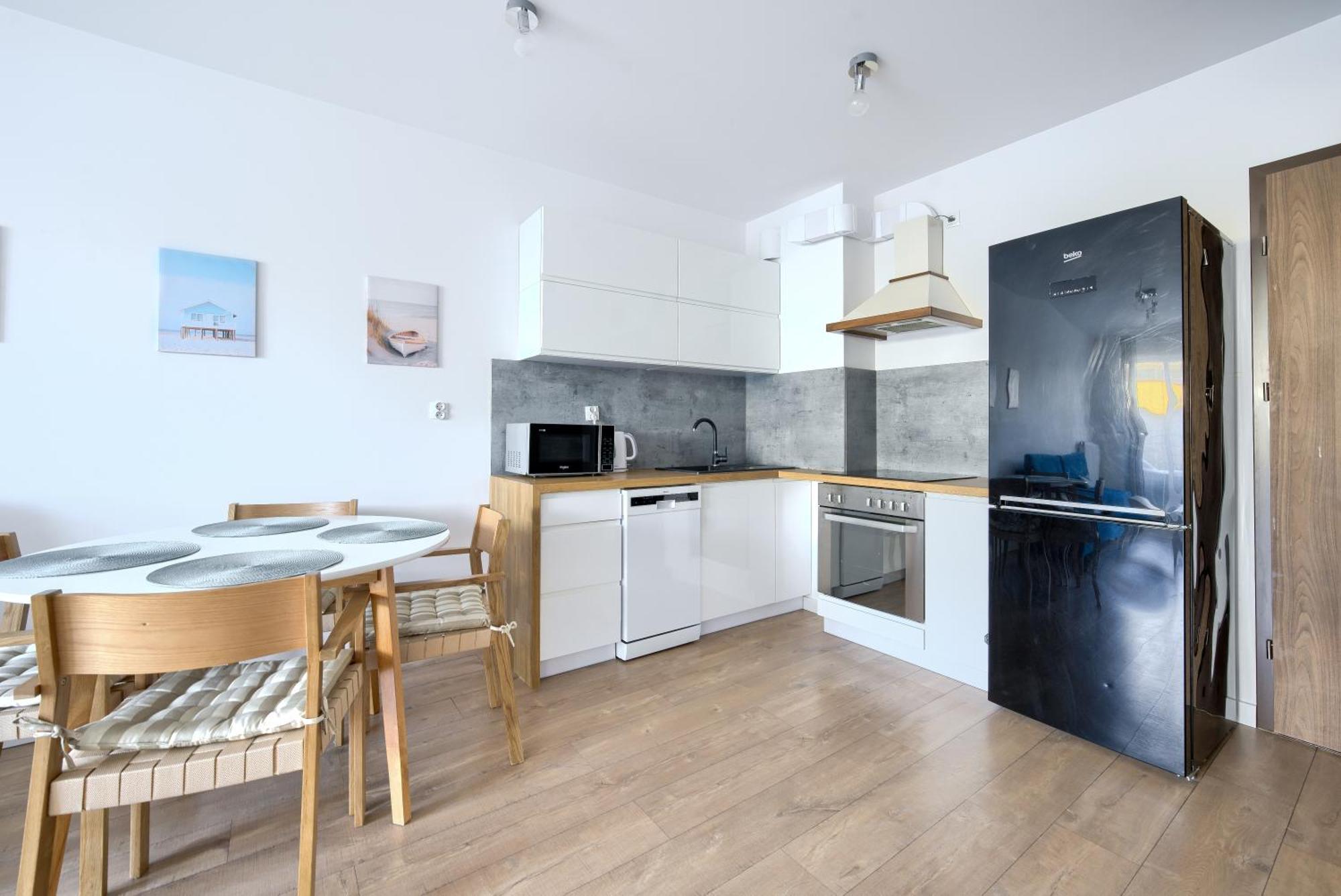 Apartamentyprzymorzu Baltycki Z Miejscem Postojowym I Ogrodkiem โควอบเซก ภายนอก รูปภาพ